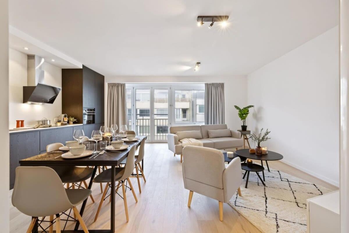 Huswell - Renovated Apartment In The Heart Of Oostende Eksteriør bilde
