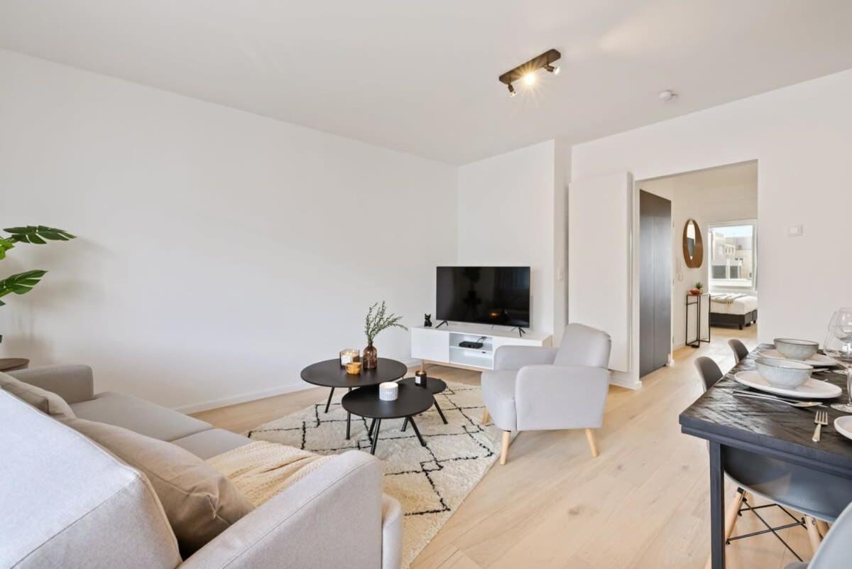 Huswell - Renovated Apartment In The Heart Of Oostende Eksteriør bilde