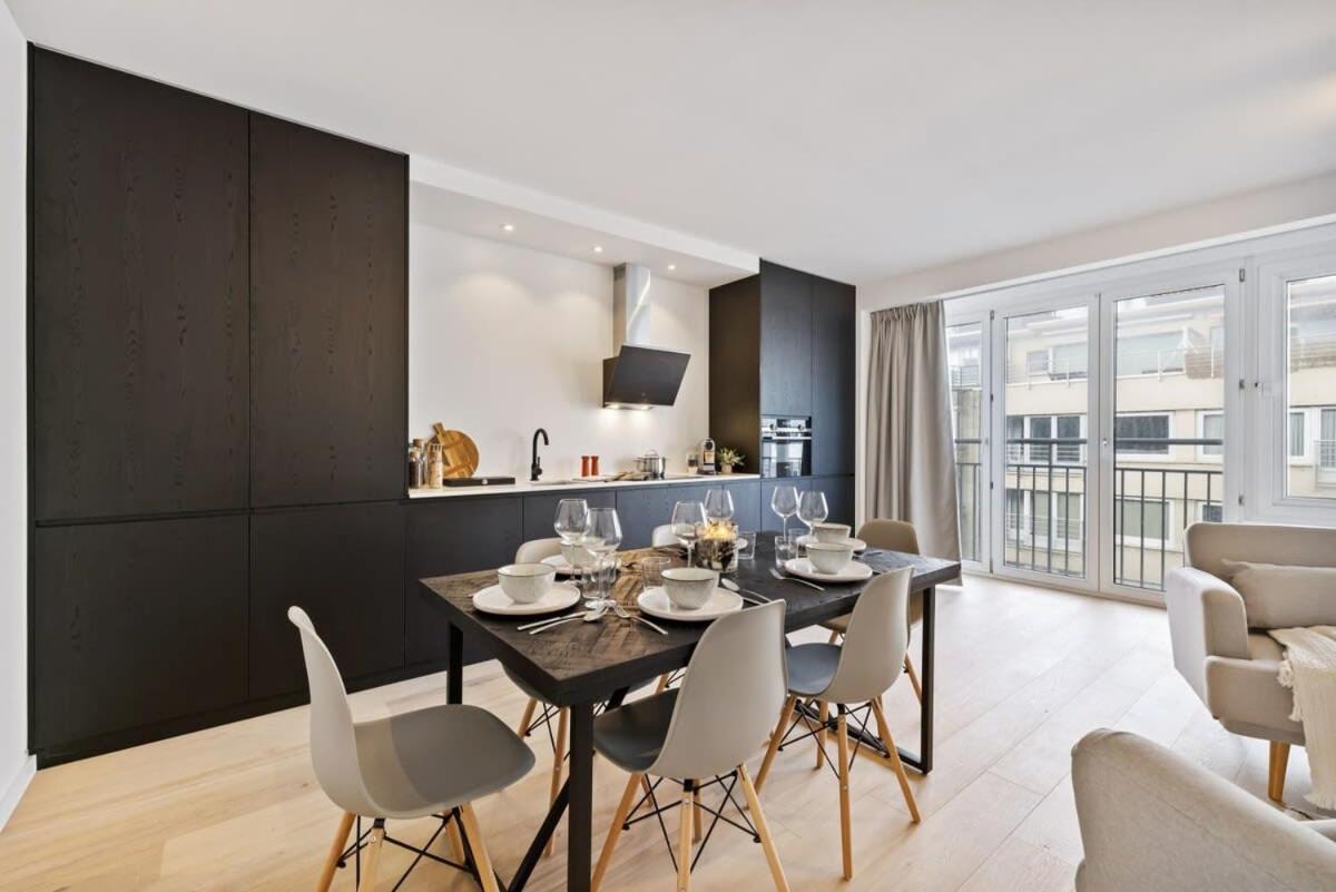 Huswell - Renovated Apartment In The Heart Of Oostende Eksteriør bilde